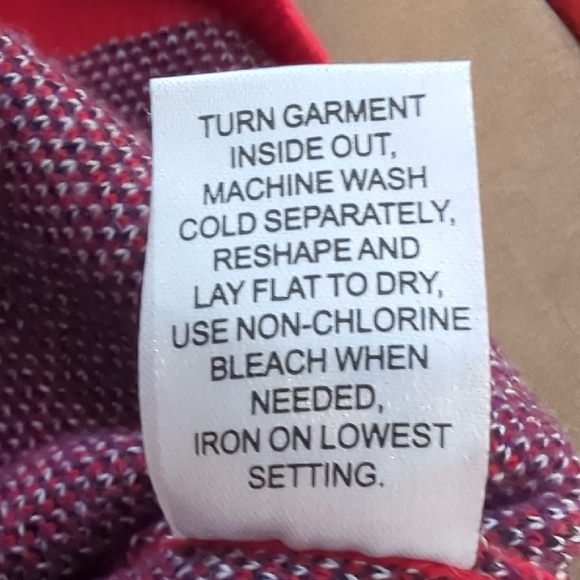 PacSun Red Coca Cola Graphic Crewneck Sweater - Picture 11 of 11